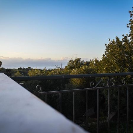 Amber Seaview Villa By The Olive Groves Каламата Екстериор снимка