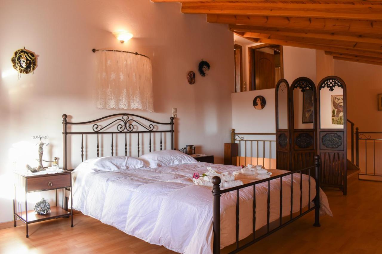 Amber Seaview Villa By The Olive Groves Каламата Екстериор снимка