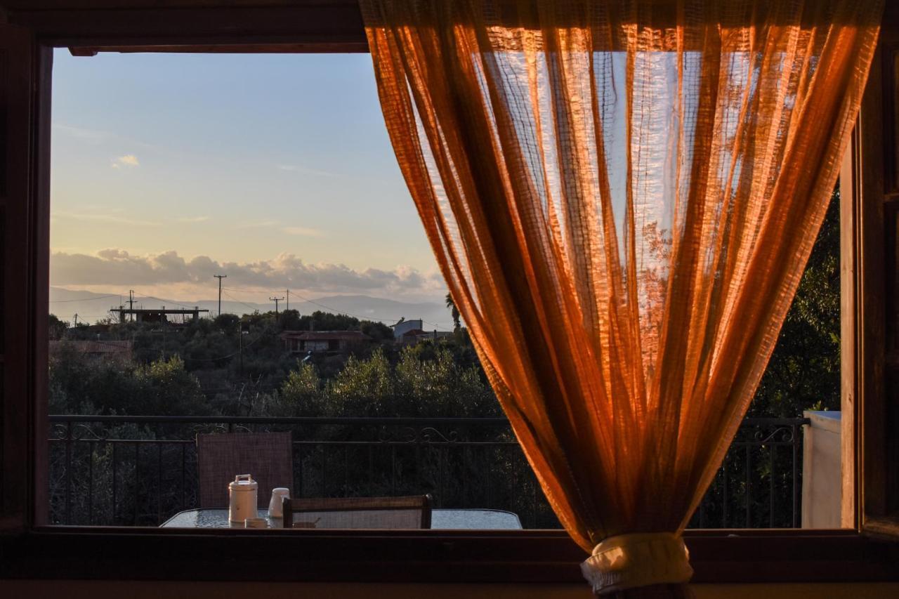 Amber Seaview Villa By The Olive Groves Каламата Екстериор снимка