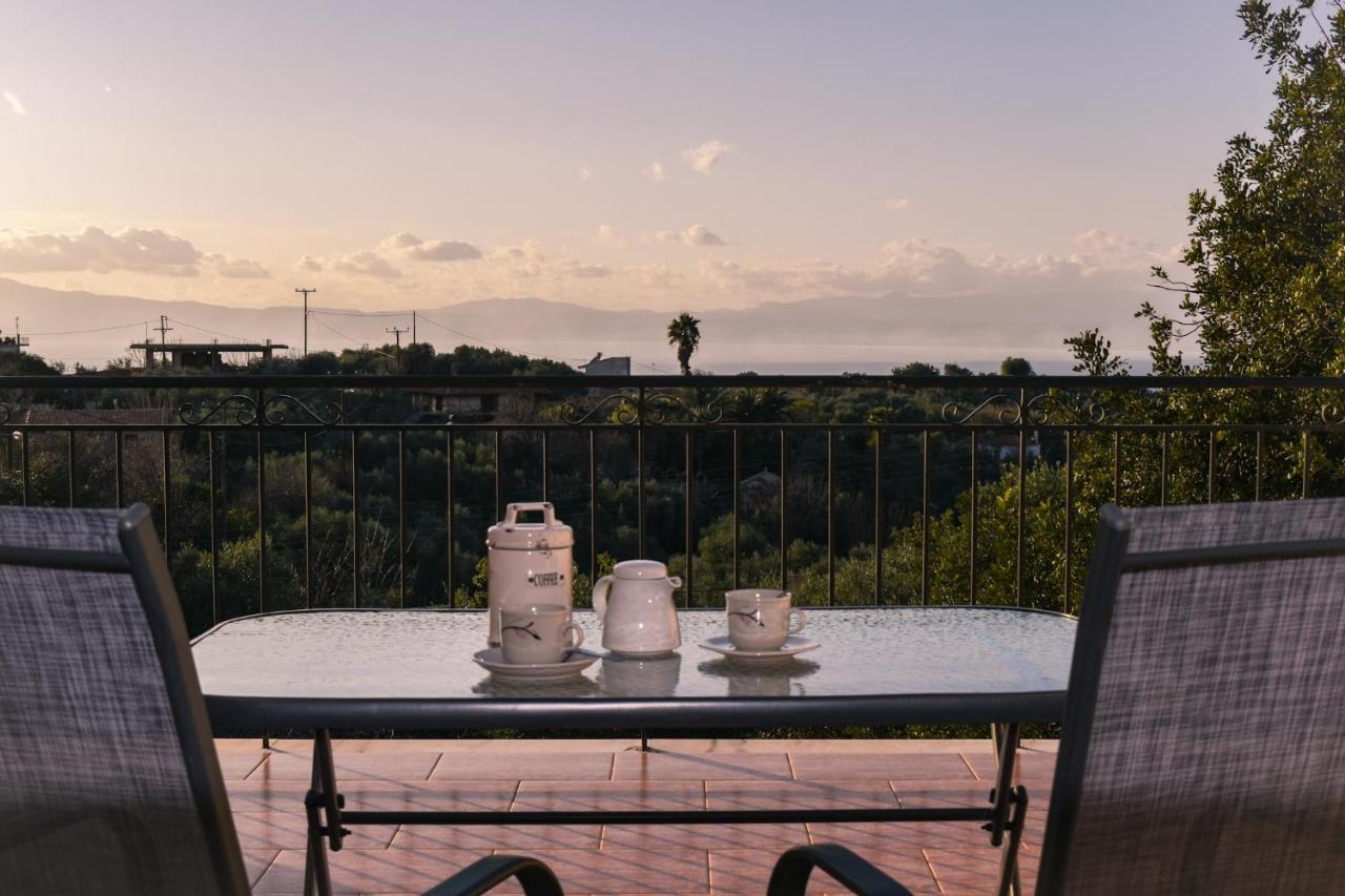 Amber Seaview Villa By The Olive Groves Каламата Екстериор снимка